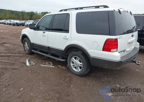 2005 Ford Expedition Xlt z USA, uszkodzony, nr VIN 1FMPU15525LA78200